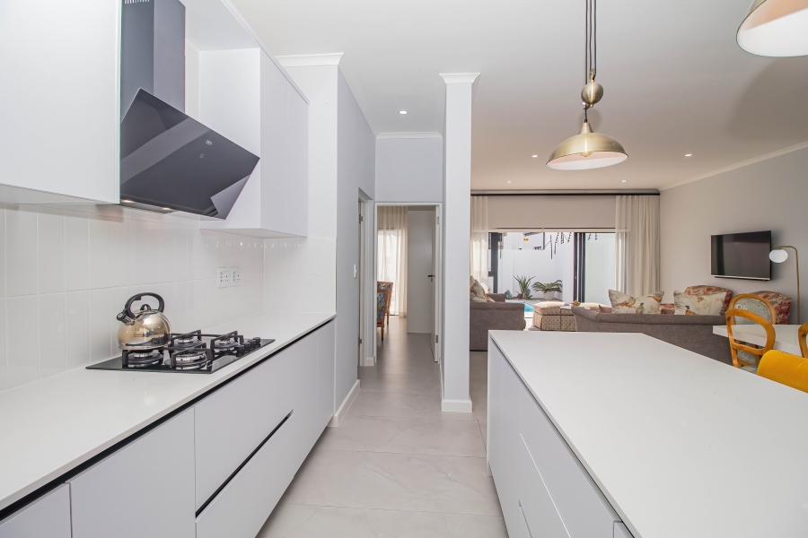 4 Bedroom Property for Sale in Sandown Western Cape